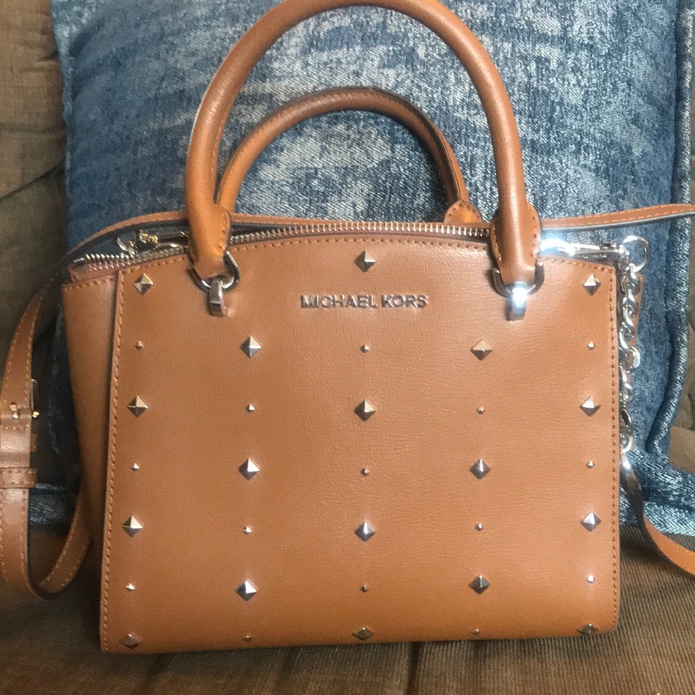 Micheal Kors Studded silver purse